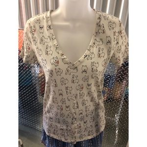 Corgi pattern v-neck t-shirt